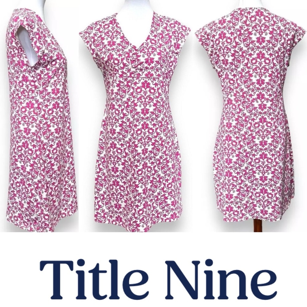 Title Nine Daring Diamalete Dress athleisure hiking paisley/ floral Pink Size M